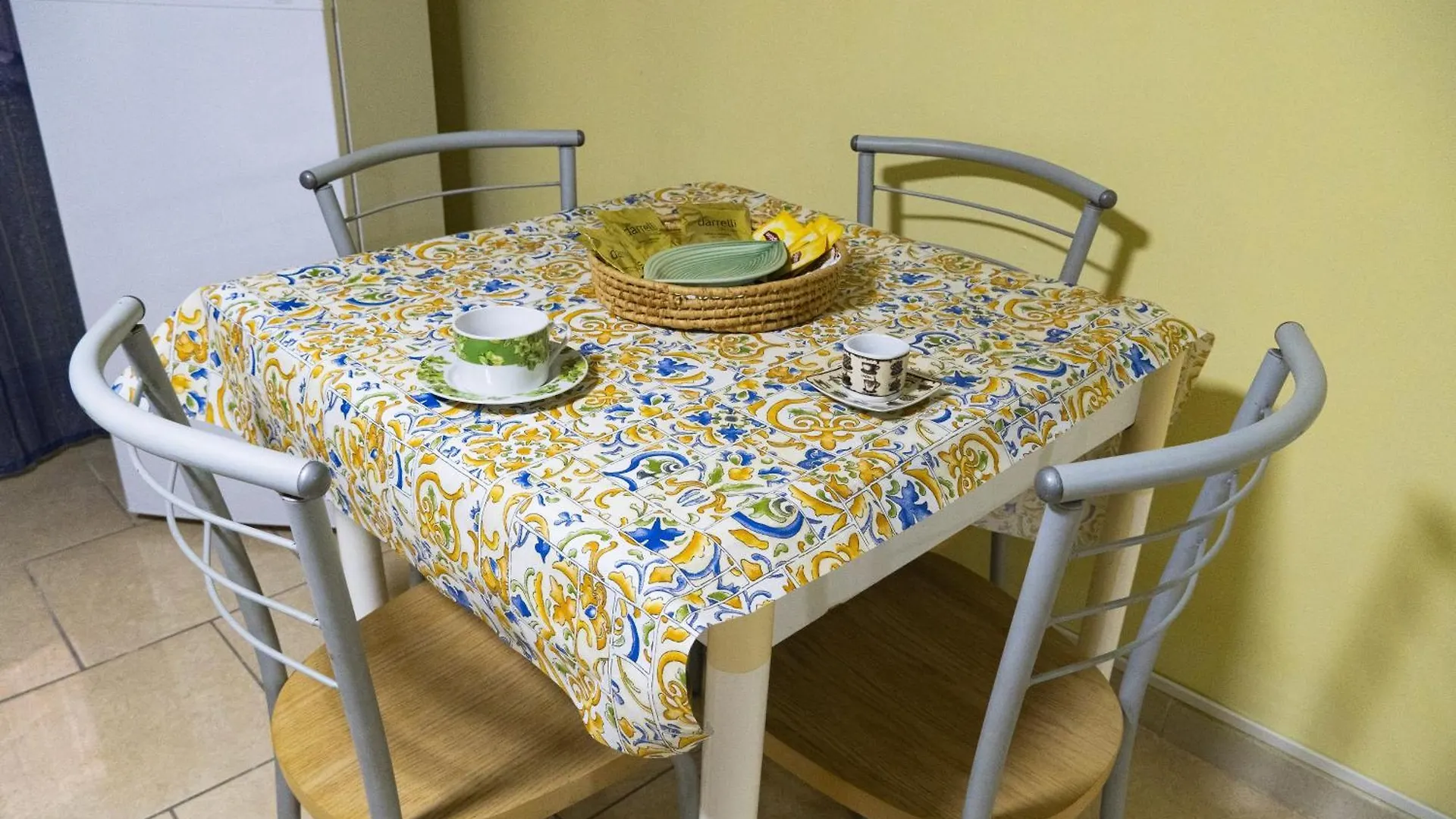 Apartamento Gianludos Home - Centro Storico Nápoles Itália